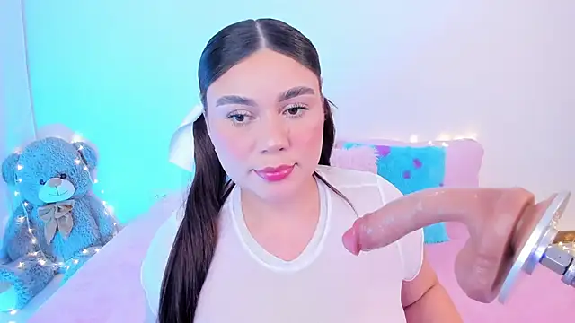 Snapshot of Isa_belaa chatting on February 9, 12:49 am Isa belaa online show from February 9, 12:49 am