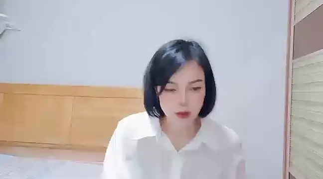 Linda-LL online show from January 21, 3:04 am