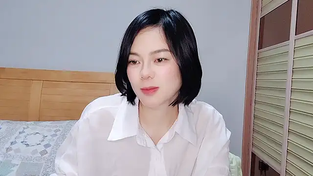 Linda-LL online show from February 6, 7:24 am