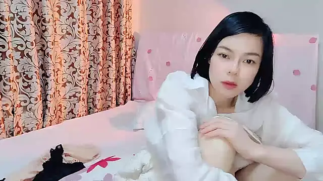 Linda-LL online show from March 7, 3:19 am