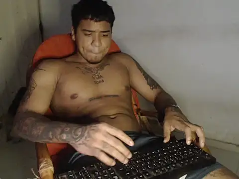 camiloacosta321 online show from November 24, 6:02 am