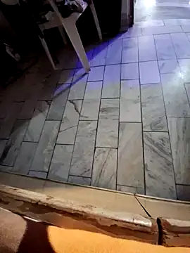 menakshiiikaur online show from December 4, 8:23 am