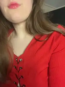 Topvi  online show from February 22, 9:15 pm