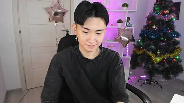 Snapshot of Miram_Yu chatting on December 26, 3:38 am Miram Yu online show from December 26, 3:38 am