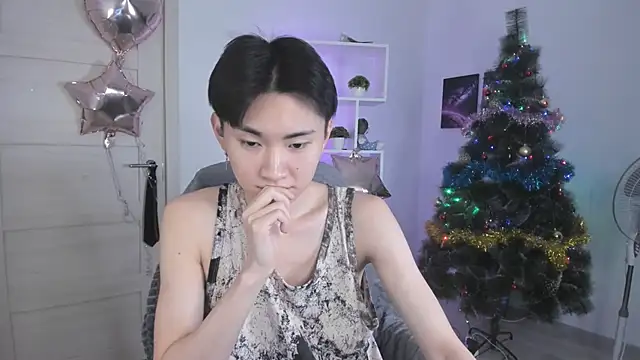 Snapshot of Miram_Yu chatting on January 7, 7:06 pm Miram Yu online show from January 7, 7:06 pm