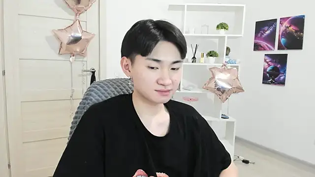 Snapshot of Miram_Yu chatting on February 26, 4:36 am Miram Yu online show from February 26, 4:36 am