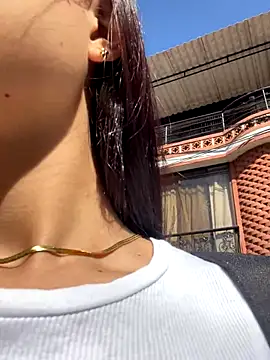 HannaRhodes online show from November 21, 1:54 pm