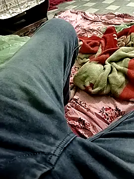 Snapshot of QUEEN-X-CPL chatting on December 4, 5:33 pm QUEEN-X-CPL online show from December 4, 5:33 pm