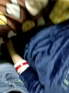 Snapshot of QUEEN-X-CPL chatting on December 18, 5:00 pm QUEEN-X-CPL online show from December 18, 5:00 pm