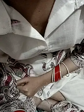 Snapshot of QUEEN-X-CPL chatting on September 9, 6:18 pm QUEEN-X-CPL online show from September 9, 6:18 pm