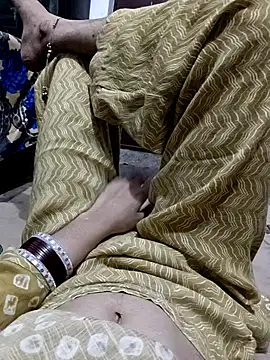 Snapshot of QUEEN-X-CPL chatting on September 21, 5:58 pm QUEEN-X-CPL online show from September 21, 5:58 pm