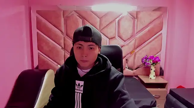 Snapshot of Im_Mathias chatting on January 14, 2:40 am Im Mathias online show from January 14, 2:40 am