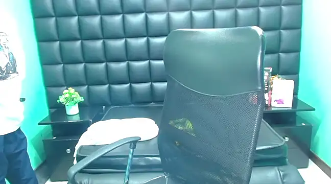 Snapshot of Im_Mathias chatting on March 13, 2:27 am Im Mathias online show from March 13, 2:27 am