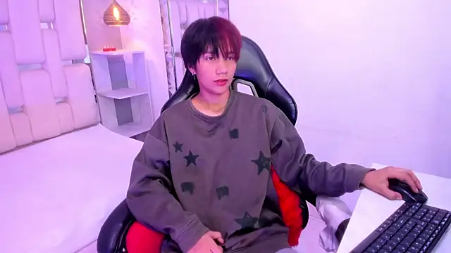 Eriol  online show from September 17, 11:56 am