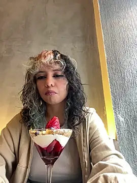 Sweet Chaos online show from February 27, 3:05 pm