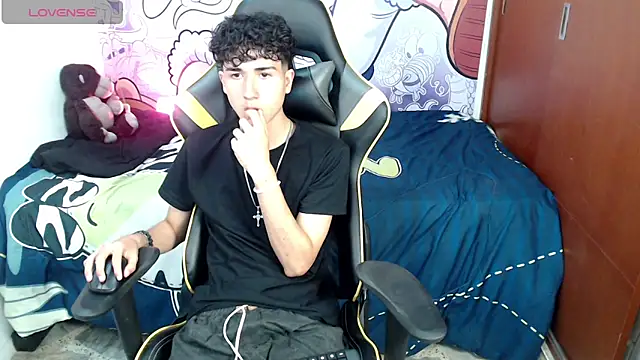 johnny cagee online show from December 11, 6:36 am