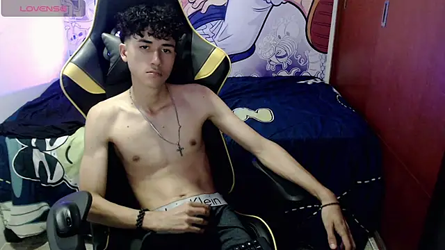 johnny cagee online show from December 12, 9:30 am