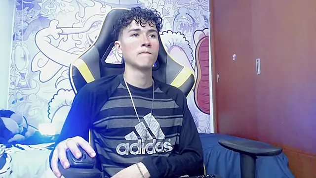 johnny cagee online show from December 14, 4:56 am