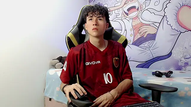 johnny cagee online show from December 29, 7:17 am