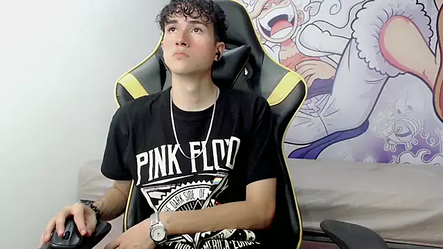 johnny cagee online show from January 8, 4:12 am