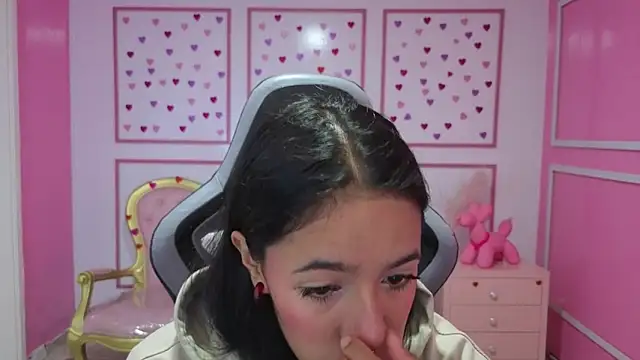 stephania t online show from September 10, 11:32 am