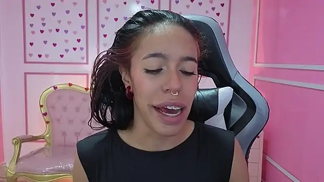 stephania t online show from October 11, 11:42 am