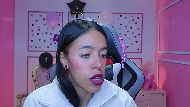 stephania t online show from October 16, 12:06 pm