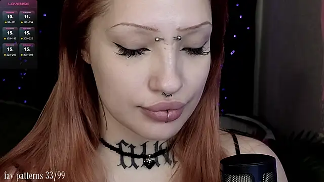 Snapshot of violetviolator chatting on February 13, 7:35 am violetviolator online show from February 13, 7:35 am