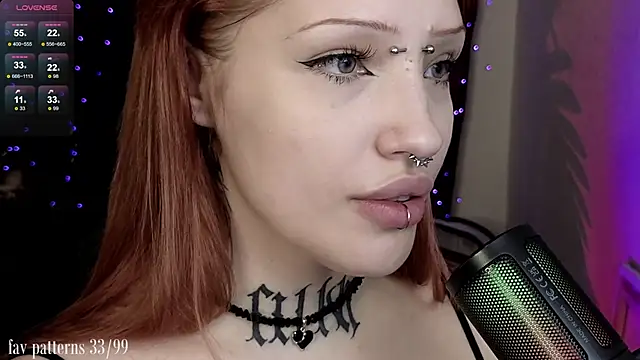 Snapshot of violetviolator chatting on February 22, 5:23 am violetviolator online show from February 22, 5:23 am