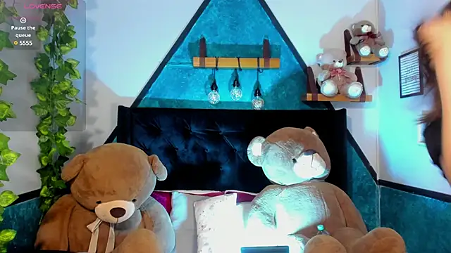  Sophie  miller online show from February 13, 8:13 pm