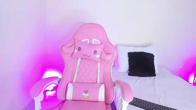 Snapshot of Pammela_Smith chatting on January 30, 10:51 pm Pammela Smith online show from January 30, 10:51 pm