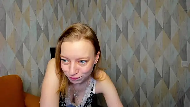 Michelle Blond online show from February 7, 10:19 am