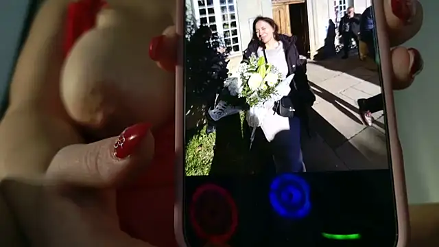 Renattasweetboobs online show from December 29, 2:31 pm