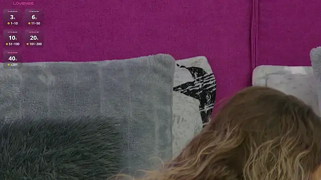 CelineHuddson online show from October 9, 8:18 pm