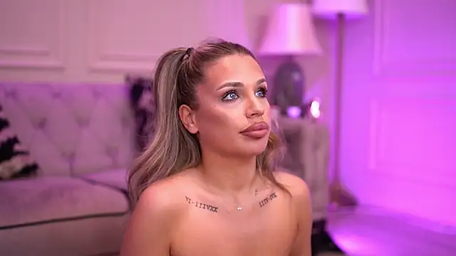 Candy Ivy online show from February 2, 4:15 am