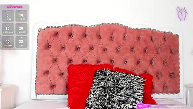 amberlitle online show from March 8, 12:09 pm