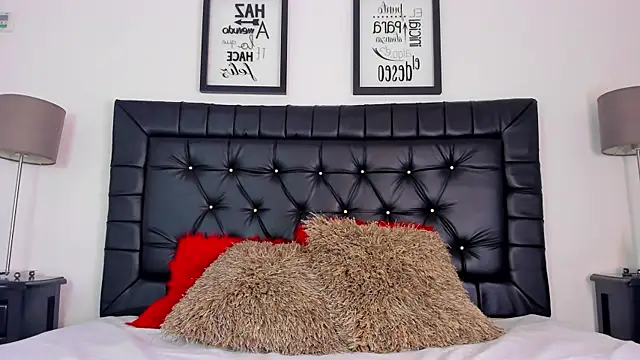 amberlitle online show from November 12, 12:16 pm