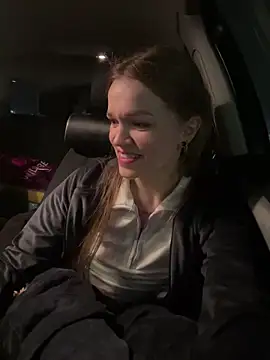 KitteCat online show from December 26, 2:48 pm