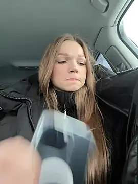 KitteCat online show from January 8, 8:27 am