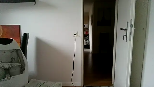 alpha-hunk online show from September 26, 7:12 am