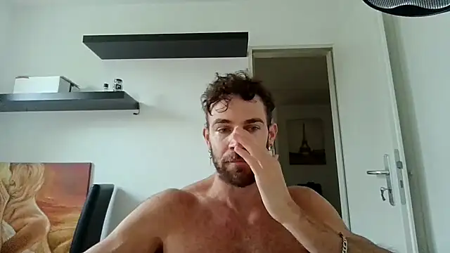 alpha-hunk online show from October 1, 8:20 am