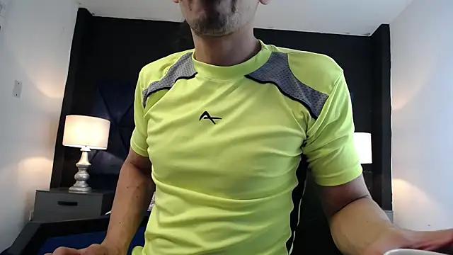 Snapshot of Sr_Magnus_ chatting on January 31, 12:18 pm Sr Magnus online show from January 31, 12:18 pm