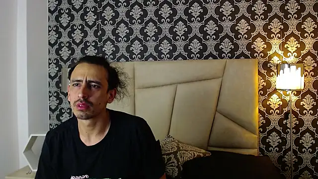 Snapshot of Sr_Magnus_ chatting on March 11, 4:32 am Sr Magnus online show from March 11, 4:32 am