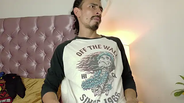 Snapshot of Sr_Magnus_ chatting on September 11, 6:02 am Sr Magnus online show from September 11, 6:02 am