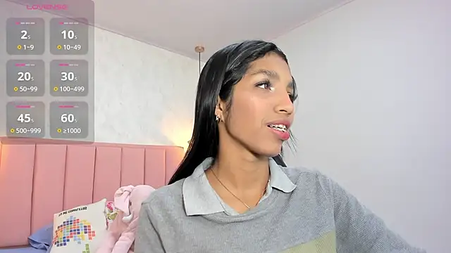 MAYROBERTSS online show from March 14, 12:07 pm