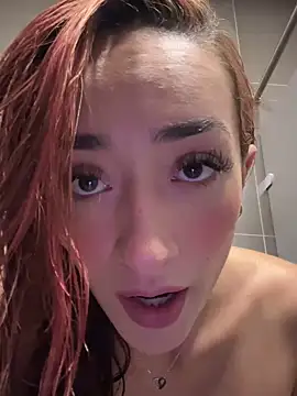 Snapshot of ariiel_ chatting on December 2, 10:34 pm ariiel online show from December 2, 10:34 pm