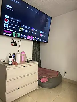 Snapshot of ariiel_ chatting on December 26, 1:07 am ariiel online show from December 26, 1:07 am