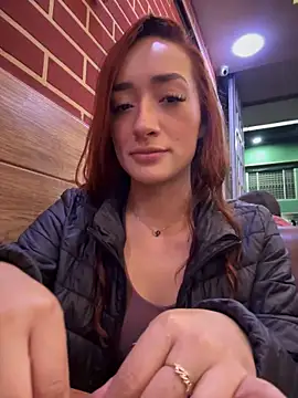 Snapshot of ariiel_ chatting on January 19, 11:43 pm ariiel online show from January 19, 11:43 pm