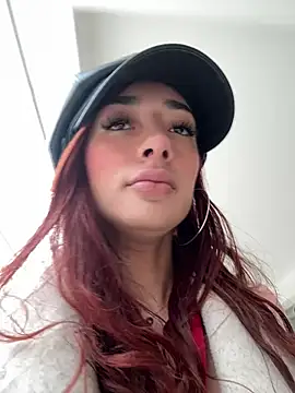 Snapshot of ariiel_ chatting on March 6, 3:24 pm ariiel online show from March 6, 3:24 pm