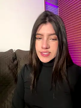 Snapshot of ariiel_ chatting on November 9, 4:55 am ariiel online show from November 9, 4:55 am